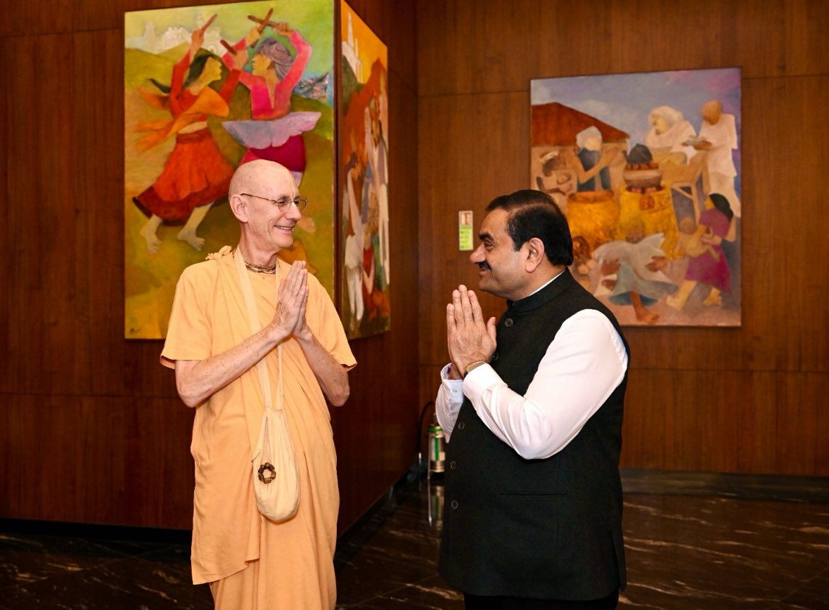 Hanumanpraja51's tweet photo. महाकुंभ श्रद्धालु श्रद्धा की डुबकी लगाएंगे. तो उद्योगपति गौतम आदनी इस महाकुंभ सेवा भाव की डुबकी लगाने वाले हैं.

महाकुंभ में गौतम अडानी ने ISKCON के साथ मिलकर श्रद्धालुओं को मुफ्त में खाना खिलाने की बड़ी योजना बनाई है https://t.co/ArBef6D6Eo