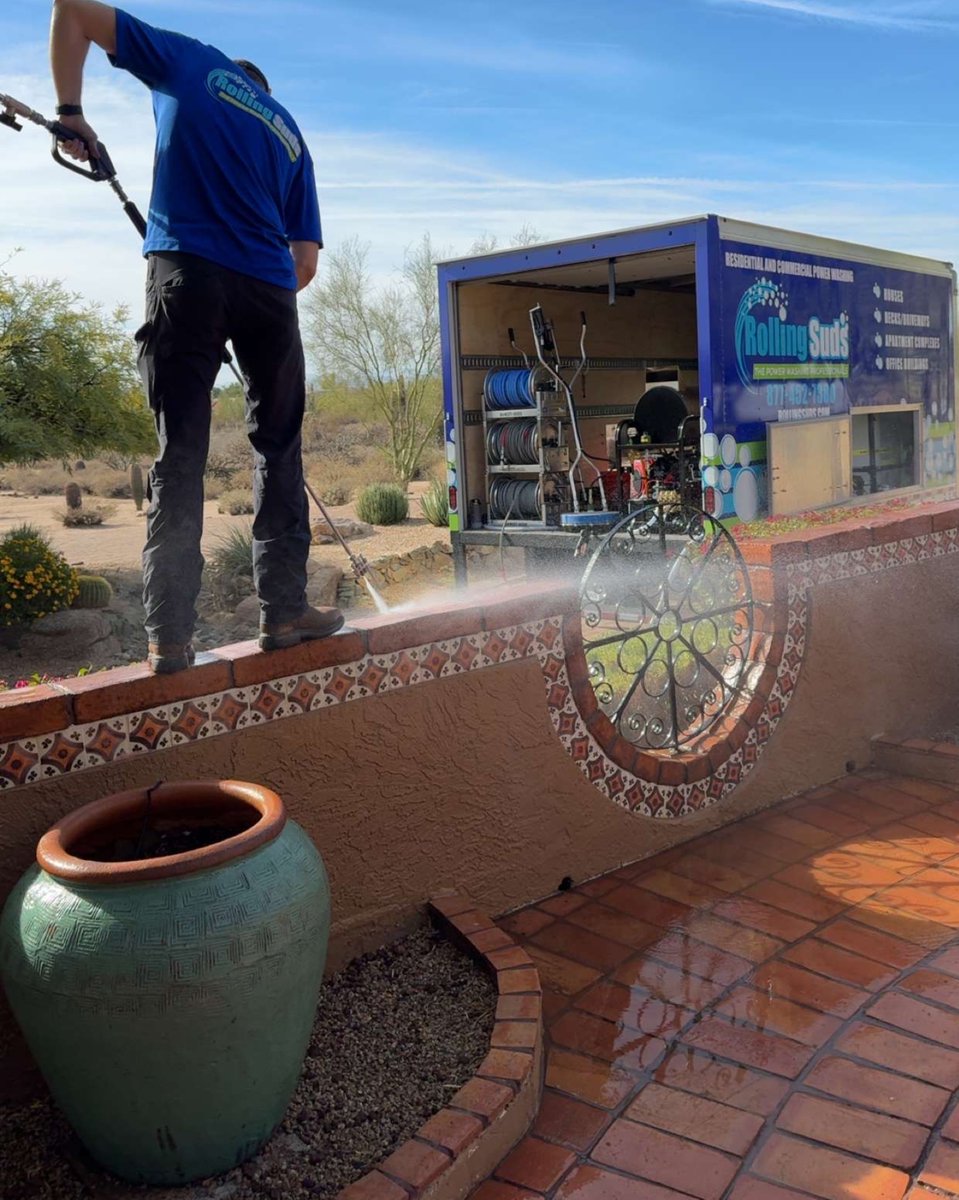 rollingsudsphx's tweet image. ✨ Give your Saltillo tiles some love! 💦 Our pressure washing transforms grime into shine! Ready to rejuvenate your space? 🌟 #RollingSuds #TileTransformation #CleanAndBright #PressureWashing