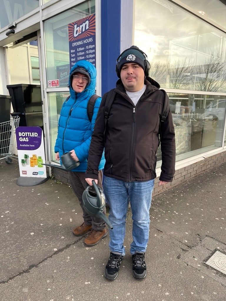Two students brought resources for the Ravenscroft Centre, using funds raised by one of the students selling sunflowers he planted! 🌻🙌 Great job, team!