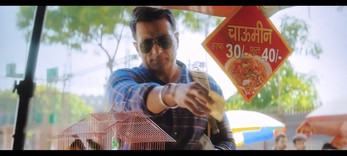 ADVpradeep24hr's tweet photo. Great movie 🎥🍿🍿🍿
Sir
#black goggles and black suit jabardast look
#fateh 99 ticket maza aa gya..@SonuSood
#FatehinCinemas #FatehAt99 #fateh10jan https://t.co/QAqJjqKqIN