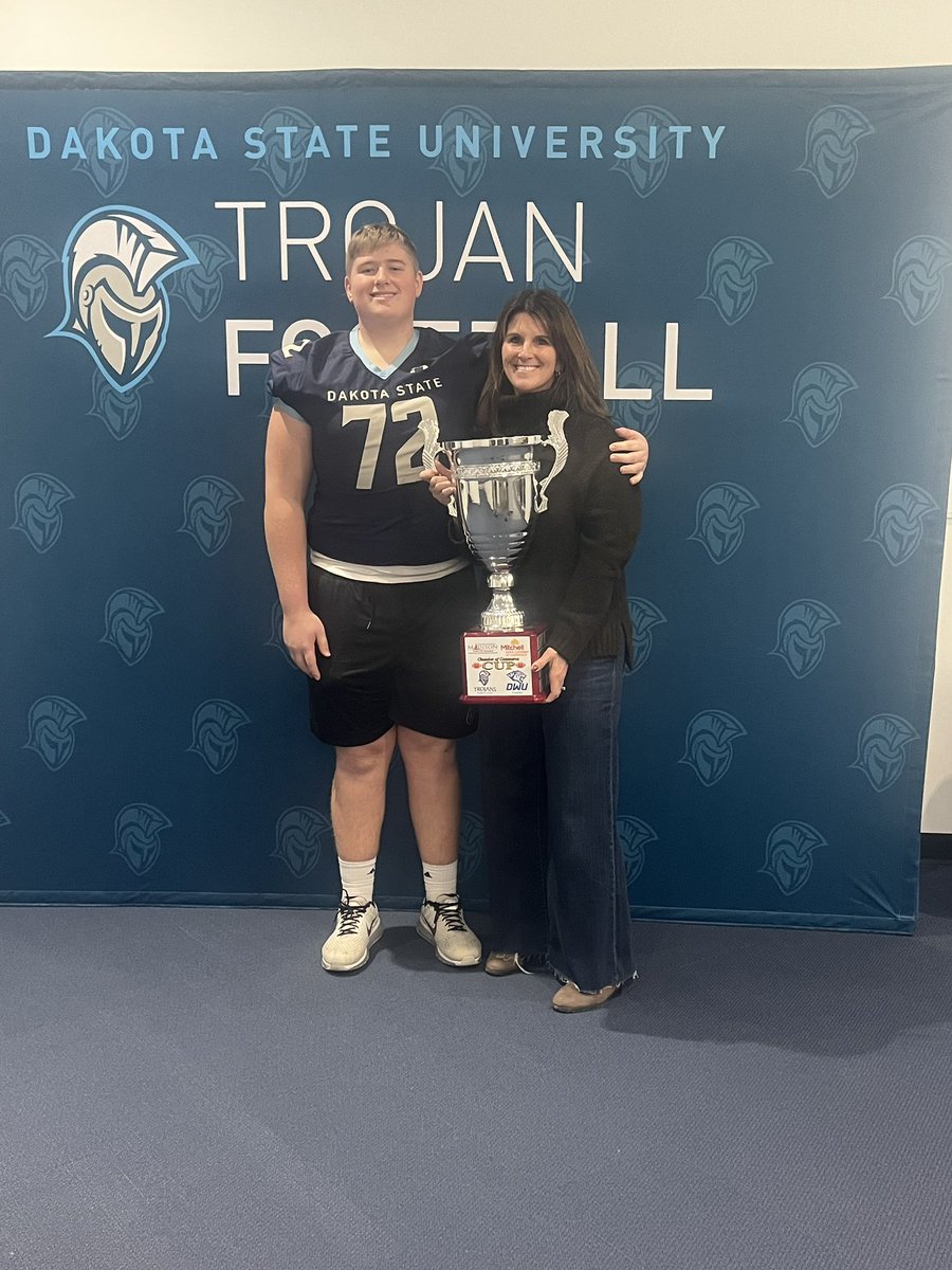 Brady Altenburg (@altenburgbrady) on Twitter photo Thank you for hosting a great visit! Had a great time at Dakota State!!
<a href="/DakSt8Football/">Josh Anderson 🇺🇸</a> <a href="/DSUFootball/">Dakota State Football</a> Thank you for hosting a great visit! Had a great time at Dakota State!!
<a href="/DakSt8Football/">Josh Anderson 🇺🇸</a> <a href="/DSUFootball/">Dakota State Football</a>