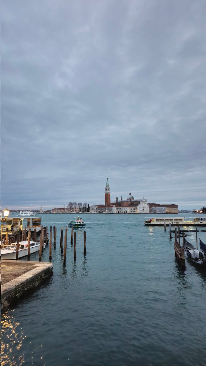 mabel_nas's tweet photo. Back to San Marcos in Venice
#Venize https://t.co/PgPcqkg5Dr