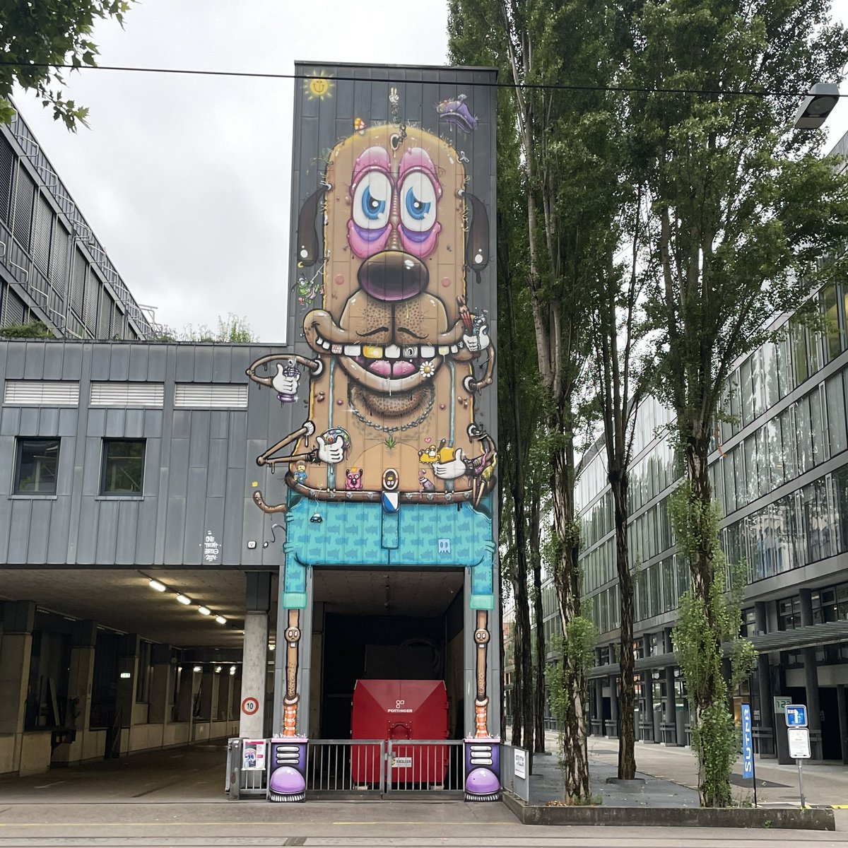 OneTruthNFT's tweet image. "The Artist" 👨🏽‍🎨❤️👨🏽‍🎨💨
Mural in Zurich, 2024.