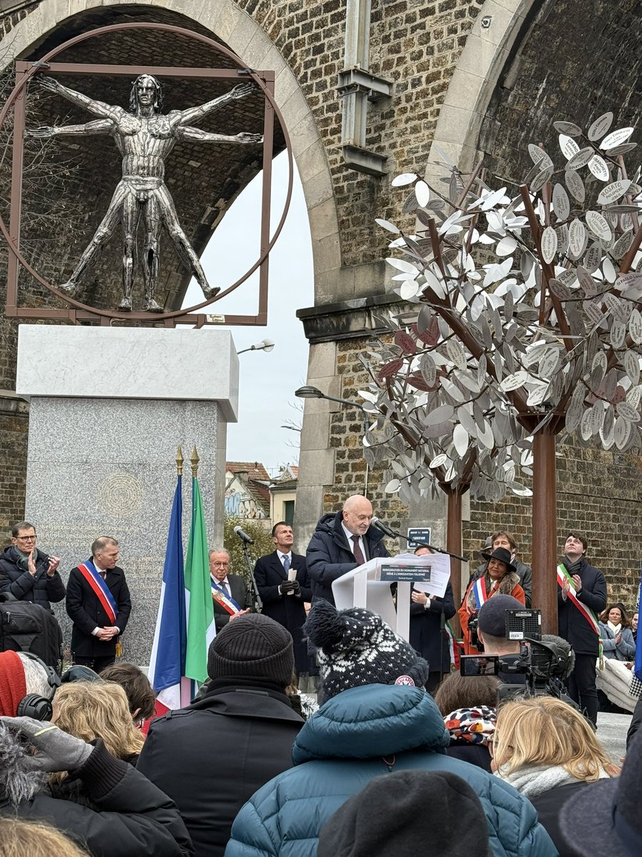 🇫🇷🤝🇮🇹 Hommage à l’immigration italienne. Inauguration ce matin du 1er Monument National dédié à l’immigration italienne, porté avec passion par Jean-Raphaël Sessa et son équipe. Un symbole fort des liens entre nos deux nations et de l’apport inestimable des Italiens à la France.