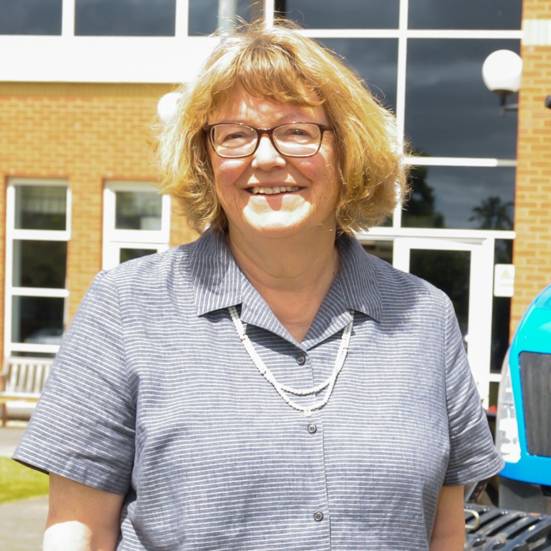 The Royal Entomological Society is delighted to celebrate two distinguished entomologists recognised in the 2025 UK New Year Honours: former RES President Prof. Lin Field (CBE) and Prof. Rosemary Collier FRES (OBE).

Read more 🔽
royensoc.co.uk/news/new-years…

@rothamsted <a href="/uniofwarwick/">University of Warwick</a>