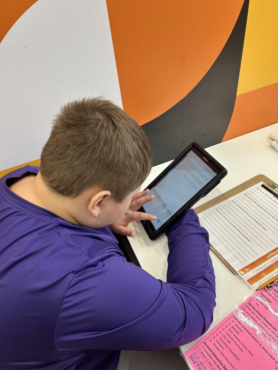 Emily Houghtlen tweet media