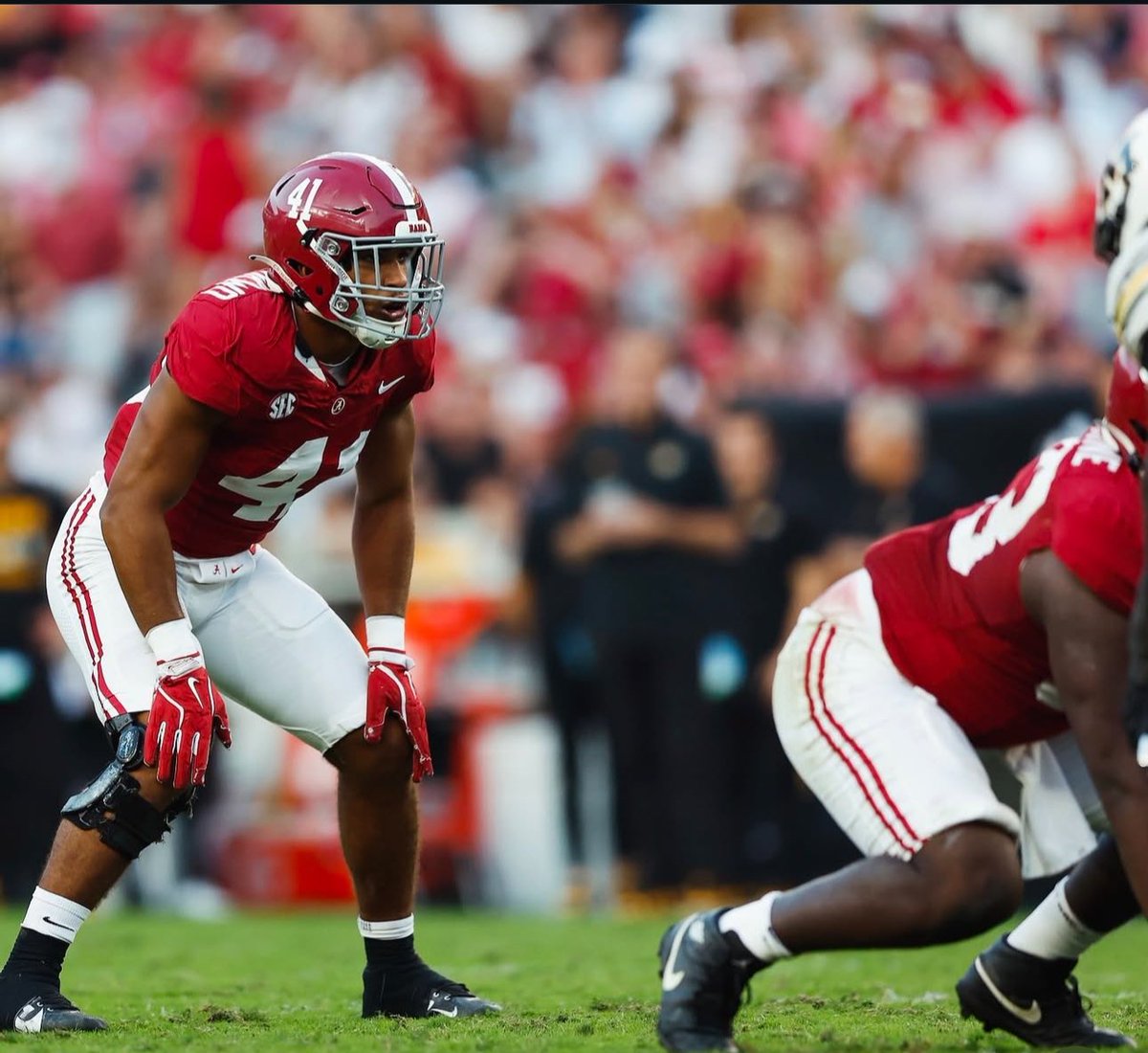 GamecockWill69's tweet photo. Justin Okoronkwo: freshman linebacker stands at 6’3 223 pounds runs a 4.49 40. A fly around the field linebacker that Bama was not happy to lose. Beamer got himself another stud. https://t.co/dKP8PV3Qg0