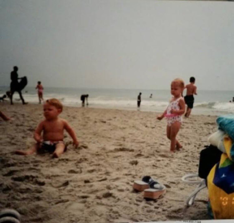 South Carolina, i’m home! It’s hard to believe it’s already been a month as the new Sports/News Reporter at WMBF in Myrtle Beach! 
-
from vacationing in Myrtle with family and friends since I was little to now covering the amazing Grand Strand, Pee Dee &amp; Teal Nation! 🌴🏖️🫶🏻