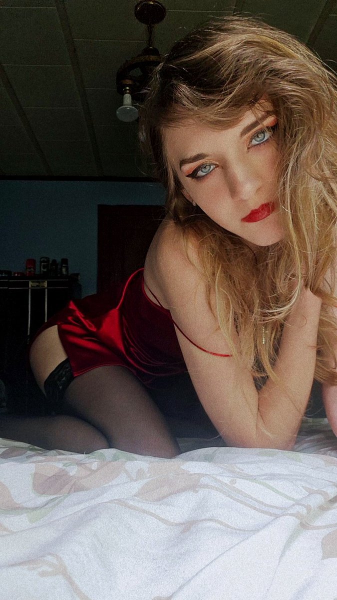 Emily King tweet media