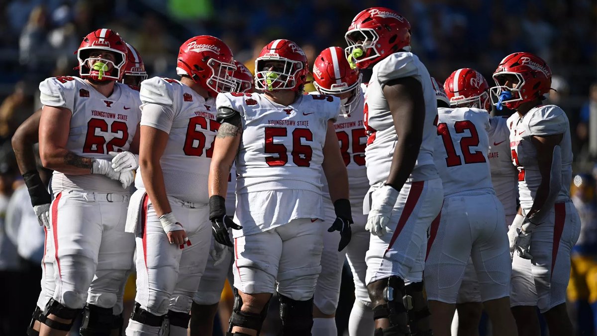 Robert Hayes (@roberthayes_70) on Twitter photo After a great visit and talk with <a href="/CoachBuj/">Austen Bujnoch</a> I am blessed to have received my 2nd Division 1 Offer from <a href="/ysufootball/">Youngstown State Football</a> !!!
<a href="/IHBravesFB/">Indian Hill Football</a> <a href="/ihbravesad/">IH Braves AD</a> <a href="/jrody25/">john rodenberg</a> <a href="/CoachNeff_/">Logan Neff</a> <a href="/CoachCReardon/">Cody Reardon</a> After a great visit and talk with <a href="/CoachBuj/">Austen Bujnoch</a> I am blessed to have received my 2nd Division 1 Offer from <a href="/ysufootball/">Youngstown State Football</a> !!!
<a href="/IHBravesFB/">Indian Hill Football</a> <a href="/ihbravesad/">IH Braves AD</a> <a href="/jrody25/">john rodenberg</a> <a href="/CoachNeff_/">Logan Neff</a> <a href="/CoachCReardon/">Cody Reardon</a>
