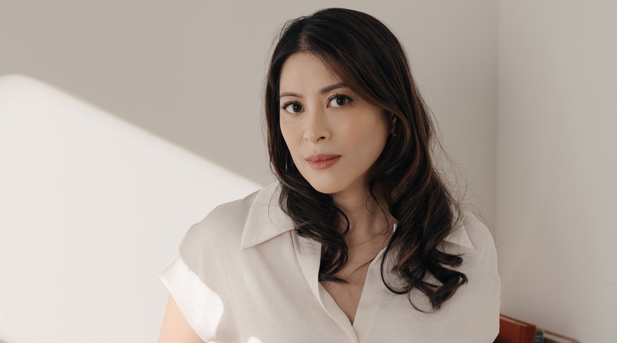 Kirkus Reviews (@kirkusreviews) on Twitter photo HOMESEEKING by Karissa Chen is the latest βGood Morning Americaβ book club pick. In an appearance on βGMA,β Chen said that the novel, published Tuesday by Putnam, was inspired by her own family. @KarissaChen <a href="/PutnamBooks/">G. P. Putnam's Sons</a> <a href="/GMA/">Good Morning America</a> ow.ly/nRlf50UEqew HOMESEEKING by Karissa Chen is the latest βGood Morning Americaβ book club pick. In an appearance on βGMA,β Chen said that the novel, published Tuesday by Putnam, was inspired by her own family. @KarissaChen <a href="/PutnamBooks/">G. P. Putnam's Sons</a> <a href="/GMA/">Good Morning America</a> ow.ly/nRlf50UEqew