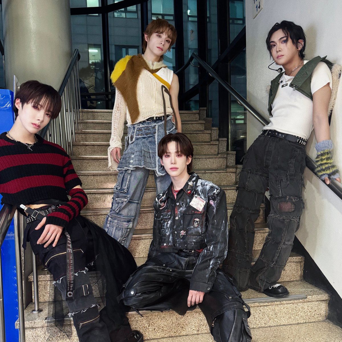 250110 — photo 📷 Wumuti has posted a new picture on b.stage