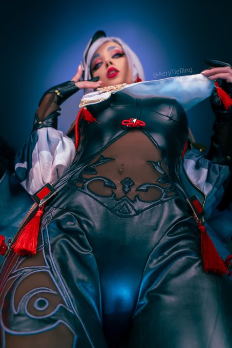1 pic. Are you frozen in place? Maybe there's something I can do to heat you up... ❄️❤️‍?

Shenhe set
