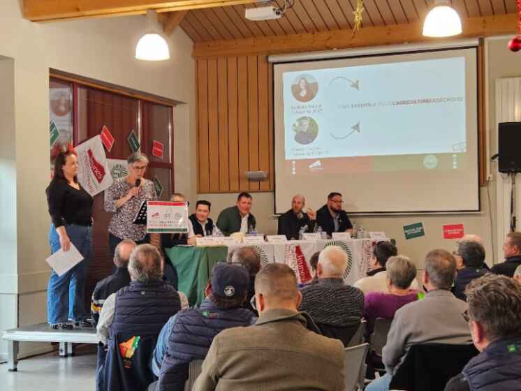 🟢🔴 L’Ardèche en force avec <a href="/poldevillers/">Pol Devillers</a>, VP de #JeunesAgriculteurs et <a href="/Chambonchristo1/">Chambon christophe</a>, SG adjoint <a href="/FNSEA/">La FNSEA</a> 👊🚜. «On vote pour des femmes et des hommes qui portent un projet. On est là pour représenter notre territoire avant tout»👩‍🌾🇫🇷🧑‍🌾