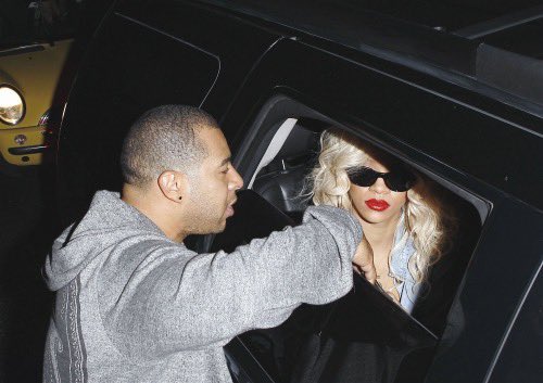 RIHWIND1's tweet photo. March 23, 2012: Rihanna leaving Las Palmas Nightclub in LA. https://t.co/jpHHfDReDC