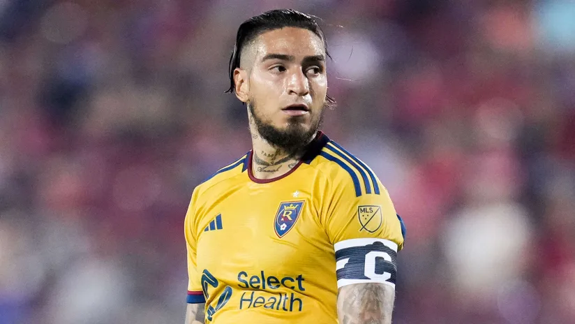 tombogert's tweet photo. 🇨🇴 BREAKING: The San Jose Earthquakes have acquired star forward Chicho Arango from Real Salt Lake, per sources.

Arango, 29, joined RSL for a club-record fee of $6m last year.

I'm told 1.5m GAM + int'l spot is part of the return for RSL.

🤝 @PSierraR https://t.co/MSSBgyb5sc