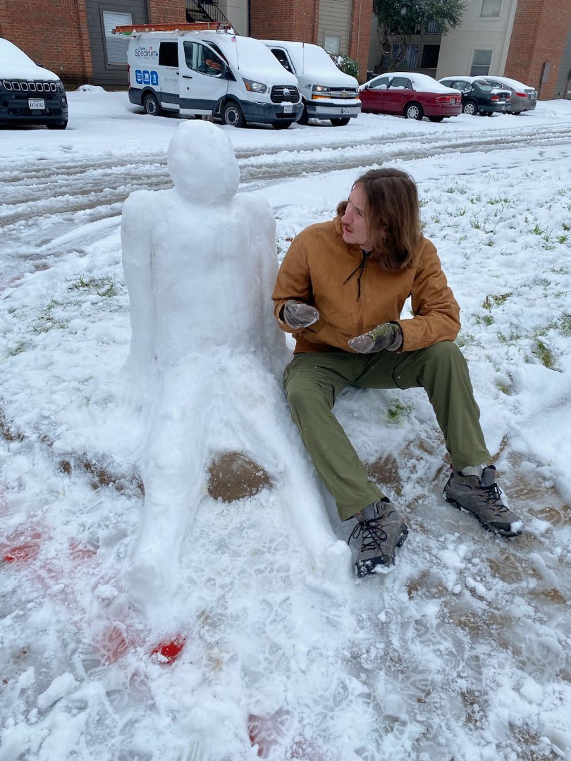 plotboy's tweet image. Hey @wfaa check out these snow people  &amp;amp; cat from Denton. Please pass on to Delkus @wfaaweather 

Artists: Kylee Seals &amp;amp; Nathan Nolan