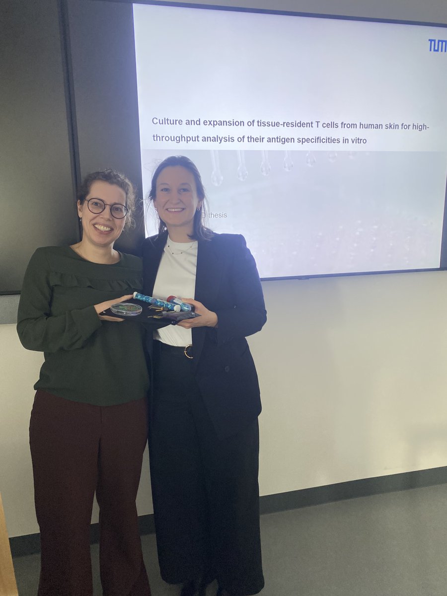 Zielinski lab (@zielinski_cz) on Twitter photo Congratulations to Gianna for her doctoral degree and fantastic thesis defense! Proud PI moment.
<a href="/TU_Muenchen/">TU München</a> <a href="/LeibnizHKI/">Leibniz-HKI</a> <a href="/UniJena/">Universität Jena</a> #immunology Congratulations to Gianna for her doctoral degree and fantastic thesis defense! Proud PI moment.
<a href="/TU_Muenchen/">TU München</a> <a href="/LeibnizHKI/">Leibniz-HKI</a> <a href="/UniJena/">Universität Jena</a> #immunology