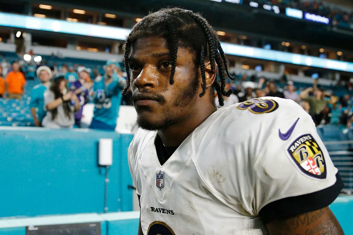 NFL_DovKleiman's tweet image. AP All-Pro voting at QB:

Lamar Jackson: 30 
Josh Allen: 18 
Joe Burrow: 2

The All-Pro 1st team QB has won every MVP since 2007 (besides Adrian Peterson).

MV3 incoming?