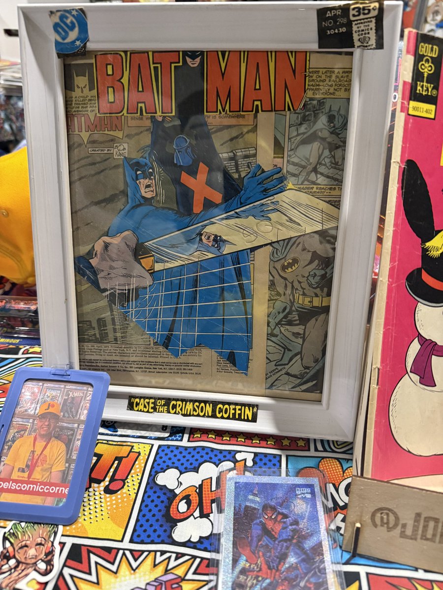 JOELCOMICSTABLE's tweet image. Dark knight vibes on display 🦇✨ #ComicFrame #Batman #FrameArt