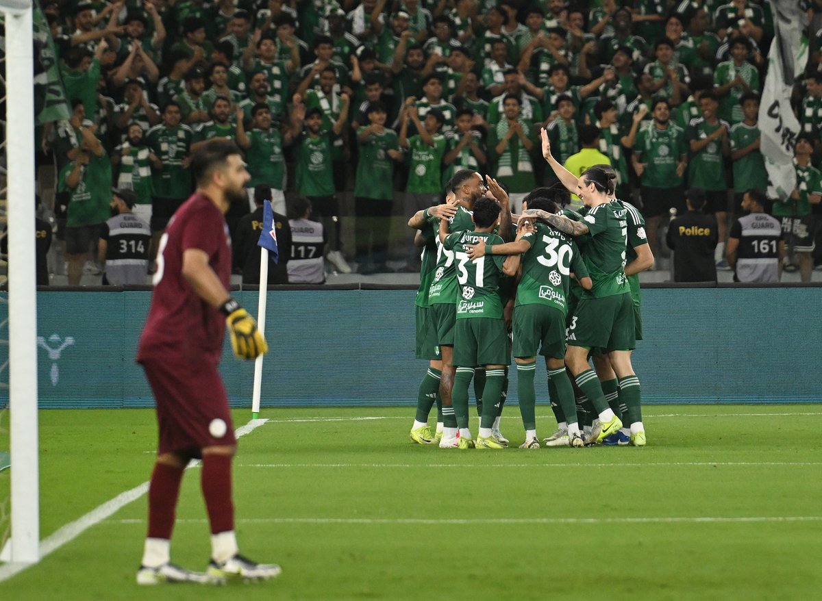 StatsSPL's tweet image. هدف إيفان توني في مرمى الشباب (42 ثانية) يُسجل كأسرع هدف في تاريخ مواجهات #الأهلي_الشباب بـ #دوري_روشن_السعودي، وثاني أسرع أهداف الأهلي في تاريخ المسابقة بعد هدف عمر السومة أمام الرائد (32 ثانية) في 2014. ⚽️🔥

#للجماهير