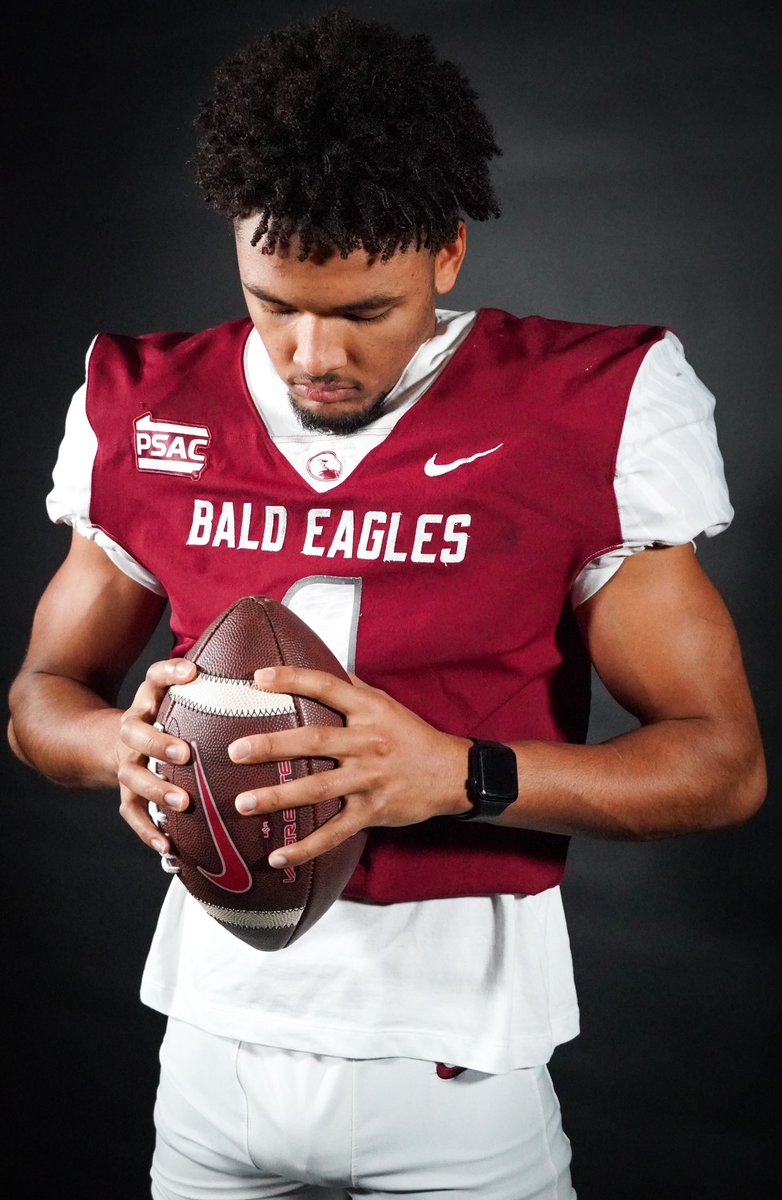 Deion King (@deionking13_) on Twitter photo Let’s get to work! 🤝 <a href="/LHU_Football/">Lock Haven Football</a> <a href="/CoachNVoorhees/">Nick Voorhees</a> <a href="/Coach_Mul/">Dan Mulrooney</a> <a href="/coachpetite/">Jeri Petite Jr</a> #lockedin #committed Let’s get to work! 🤝 <a href="/LHU_Football/">Lock Haven Football</a> <a href="/CoachNVoorhees/">Nick Voorhees</a> <a href="/Coach_Mul/">Dan Mulrooney</a> <a href="/coachpetite/">Jeri Petite Jr</a> #lockedin #committed