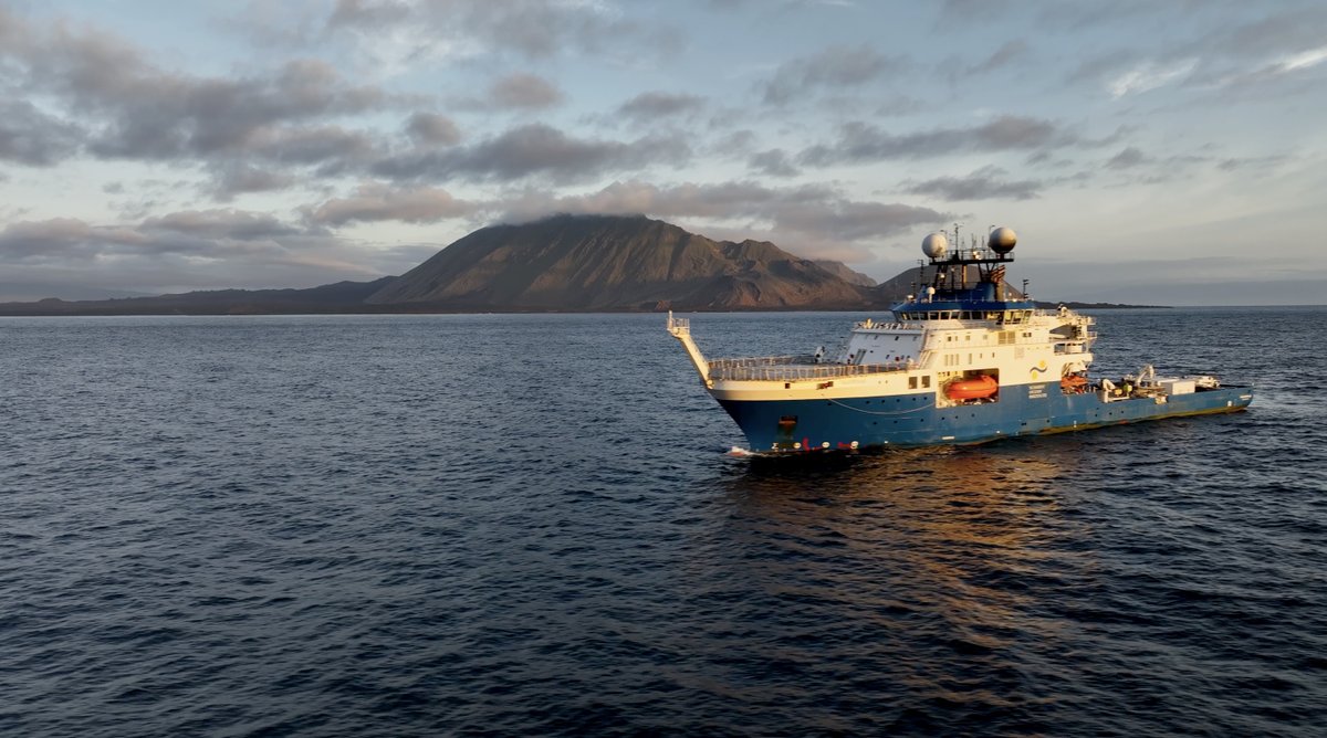 Schmidt Ocean (@schmidtocean) on Twitter photo Job Opportunity ~ <a href="/SchmidtOcean/">Schmidt Ocean</a> is looking for a 3rd Engineer to work on #ResearchVessel Falkor (too). Interested candidates should submit cover letter + comprehensive resume / CV.
More info:
schmidtocean.org/job-post/3rd-e… Job Opportunity ~ <a href="/SchmidtOcean/">Schmidt Ocean</a> is looking for a 3rd Engineer to work on #ResearchVessel Falkor (too). Interested candidates should submit cover letter + comprehensive resume / CV.
More info:
schmidtocean.org/job-post/3rd-e…