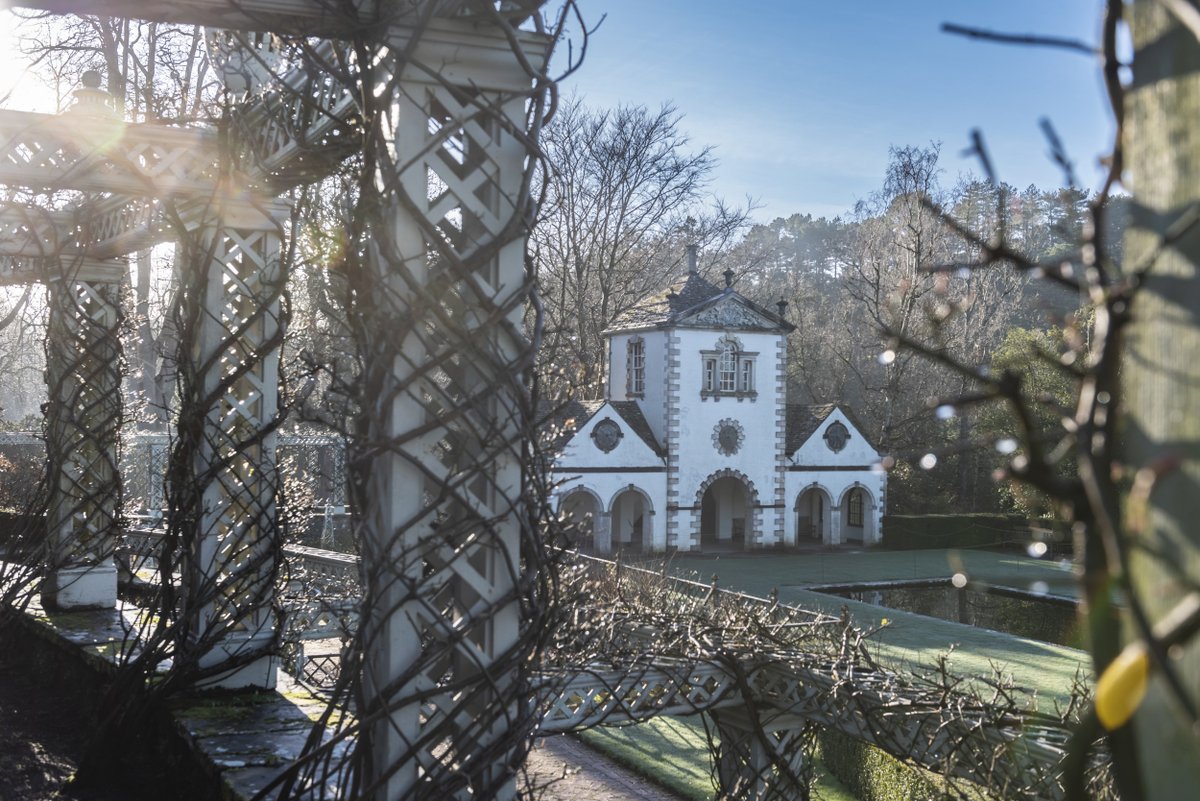 National Trust Cymru (@ntcymru_) on Twitter photo Wrth i’r gaeaf ildio i’r gwanwyn, mae Gardd <a href="/BodnantGardenNT/">Bodnant Garden NT/YG Gardd Bodnant</a> yn cael ei haddurno gan yr eirlys cyntaf, gyda’u petalau gwynion cain yn arwydd o newid y tymor.
Mae’r blodau cynnar yn creu awyrgylch tawel ac obeithiol wrth i’r ardd ddeffro o’i gaeafgwsg.
bit.ly/34P0MID Wrth i’r gaeaf ildio i’r gwanwyn, mae Gardd <a href="/BodnantGardenNT/">Bodnant Garden NT/YG Gardd Bodnant</a> yn cael ei haddurno gan yr eirlys cyntaf, gyda’u petalau gwynion cain yn arwydd o newid y tymor.
Mae’r blodau cynnar yn creu awyrgylch tawel ac obeithiol wrth i’r ardd ddeffro o’i gaeafgwsg.
bit.ly/34P0MID