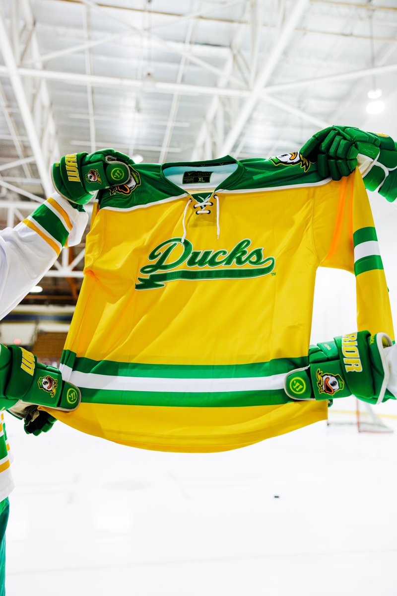 Oregon Ducks Hockey tweet media