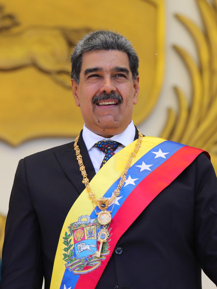 pedro karvajalino (@pedrokonductaz) on Twitter photo Me las juego todas con <a href="/NicolasMaduro/">Nicol谩s Maduro</a> este pueblo le apuesta a La Paz y bloque el odio de la Derecha. #YoJuroConMaduroPorElFuturo no hay sanciones que valgan. Me las juego todas con <a href="/NicolasMaduro/">Nicol谩s Maduro</a> este pueblo le apuesta a La Paz y bloque el odio de la Derecha. #YoJuroConMaduroPorElFuturo no hay sanciones que valgan.