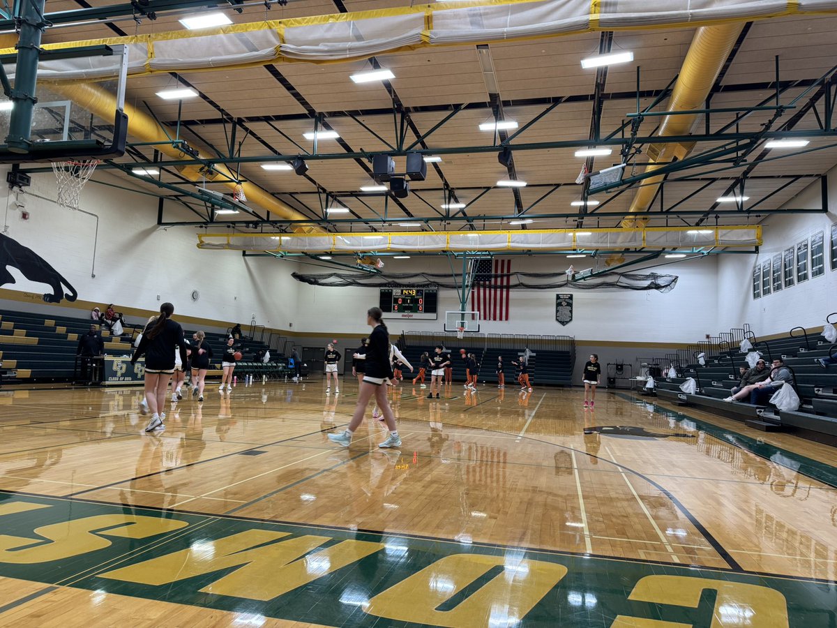 Meghan Tripp (@_meghantripp) on Twitter photo Braved the snow for some Belding basketball this evening! Girls kicking things off here at Comstock Park with the boys to follow. I also hear there’s a surprise in store this evening..👀
<a href="/greenvilledn/">Daily News</a> <a href="/MrOstranderBHS/">Mr. Ostrander</a> Braved the snow for some Belding basketball this evening! Girls kicking things off here at Comstock Park with the boys to follow. I also hear there’s a surprise in store this evening..👀
<a href="/greenvilledn/">Daily News</a> <a href="/MrOstranderBHS/">Mr. Ostrander</a>