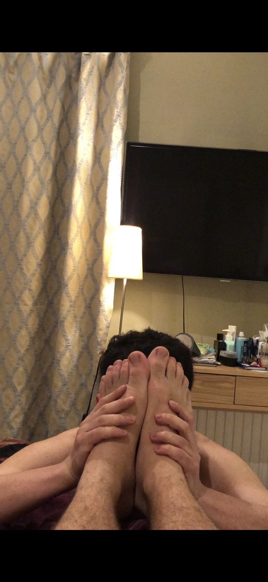 salb52035's tweet photo. Anyone young guys wanna  piss on me? 
ادور واحد ساب يبول بحلكي https://t.co/UEJGPC9xsO