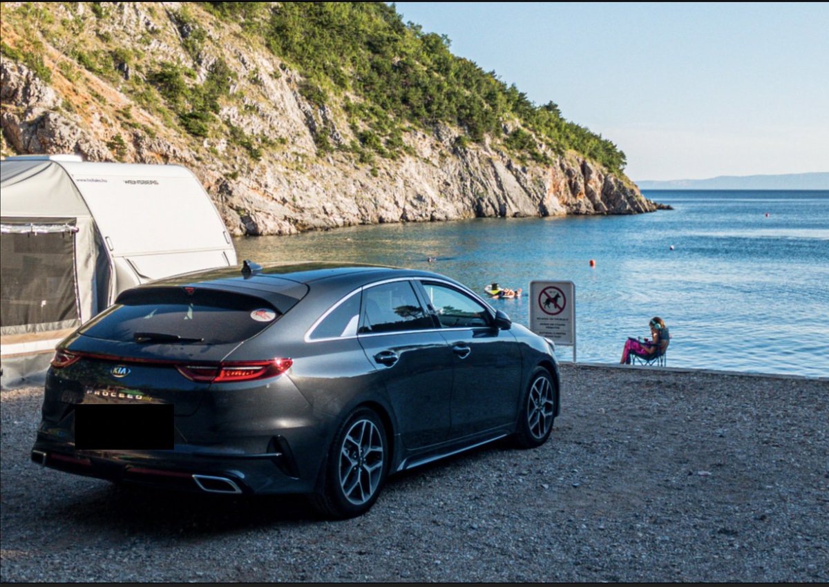 Сумний Дембель tweet media