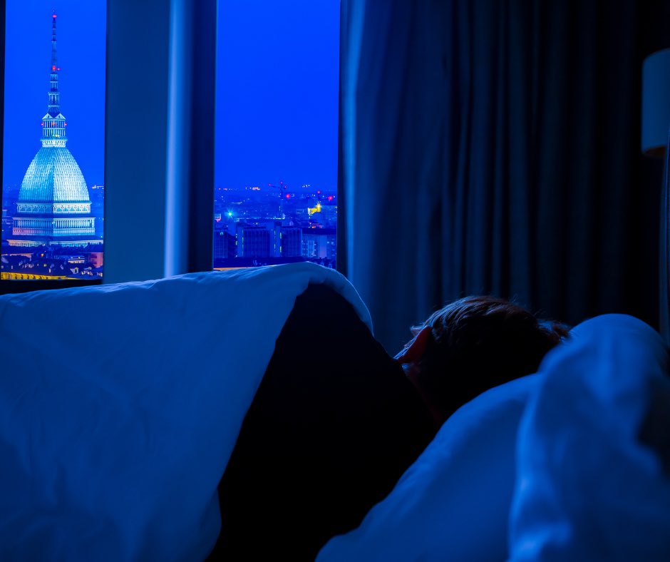 MvmiSleep's tweet photo. To reclaim restful nights, it's essential to create an environment and routine that support quality sleep. Whether you're at home or on the go, these simple strategies can help you wind down, block out distractions, and get the rest your body needs.
https://t.co/4R5g4rGJtK https://t.co/4O7HJYSaQP
