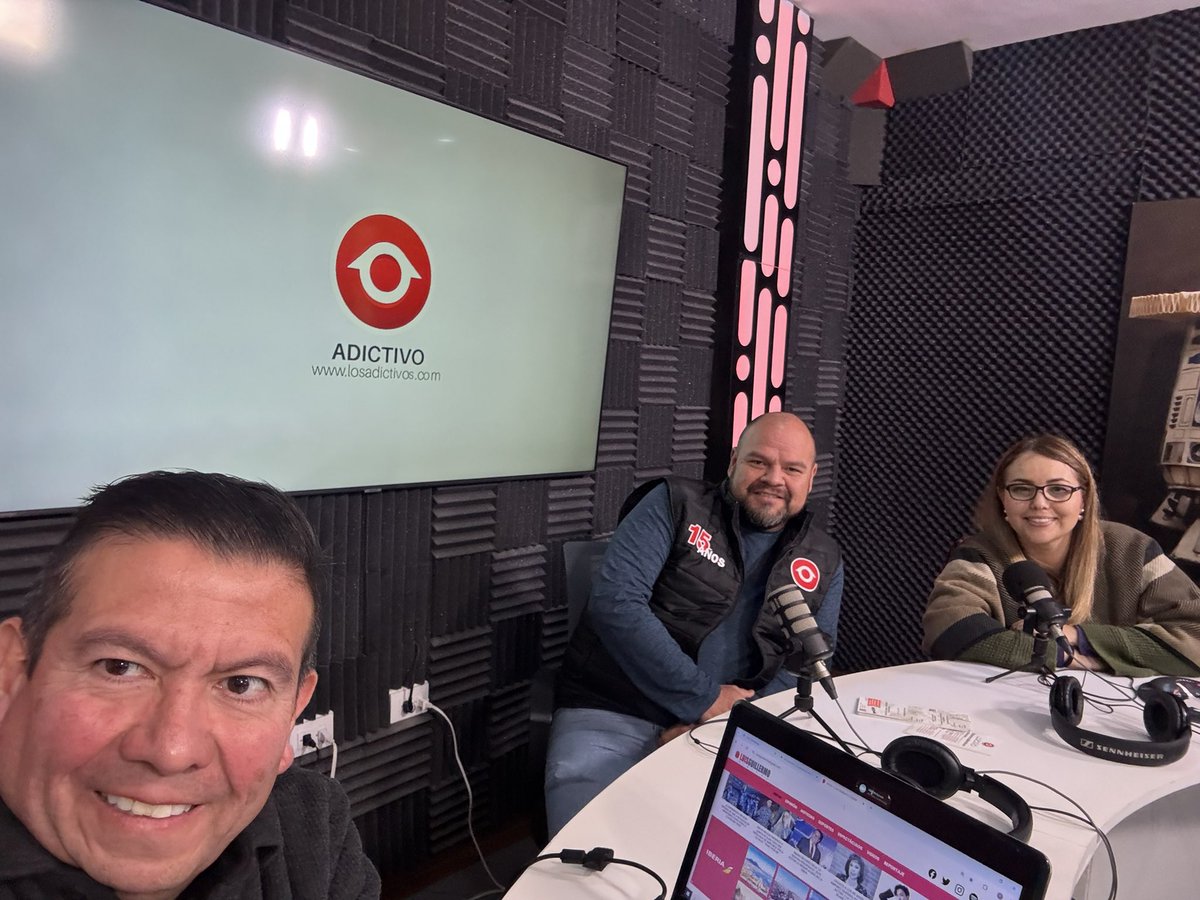 Listos <a href="/jorgebrecho/">Jorge Torres “El brecho”</a> <a href="/erandhiAR/">Erandhi Arvizu</a> <a href="/lharanda/">Luis Hernández A.</a> <a href="/BenjaminMijares/">Benjamín Mijares</a> 
para entrar al aire a la 1 por el 90.3 FM y en TV Canal 10 de Econocable (Matamoros, Madero, San Pedro, Acuña, Piedras Negras, Sabinas) y Canal 8. A partir de las 2 por 98.3, 105.1 y 106.7 y también en Saltillo 99.3 FM.