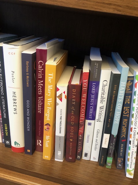 What's on the faculty bookshelves @wheatoncollege today? <a href="/esaumccaulley/">Esau McCaulley</a> @rootandskyfarm <a href="/millinerd/">Matthew J. Milliner</a> @EmilyMcgowin <a href="/WheatonBTS/">Wheaton College Biblical and Theological Studies</a> <a href="/AubreyBuster/">Aubrey Buster</a> <a href="/jeffbarbeau/">Jeffrey W. Barbeau</a> <a href="/sam_geo/">Sam George</a> <a href="/jpowellmcnutt/">Jennifer Powell McNutt</a> <a href="/_kljohnson/">Keith Johnson</a> @rootandskyfarm <a href="/rtracymckenzie/">Robert Tracy McKenzie (Tracy)</a> <a href="/PenguinBirdFish/">Miho Nonaka 野中美峰 ルイーズ・グリュック『野生のアイリス』</a> <a href="/ivpacademic/">IVP Academic</a> <a href="/ZonderAcademic/">Zondervan Academic</a> <a href="/eerdmansbooks/">Eerdmans Publishing</a>