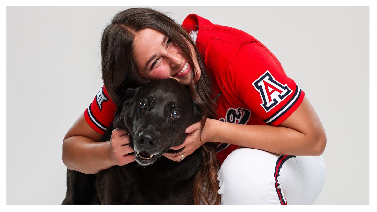 Arizona Softball stuns in new photos 🚨