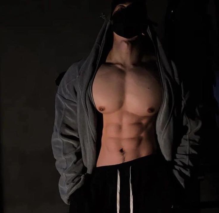 farismafa's tweet photo. Gymguys💪
#fitness #gym #sport #malepose #gymboy https://t.co/Pn9OnCMqcx