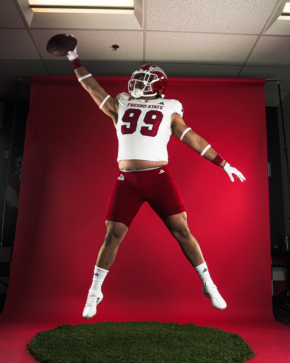 Michael Jordan Jr. (Mj) (@mwjjr) on Twitter photo 559 , I’m Home! #Committed <a href="/NickBenedetto_/">Nick Benedetto</a> <a href="/Coach_Entz/">Coach Matthew Entz</a> <a href="/JLira2/">Jesse Lira</a> <a href="/FresnoStateFB/">Fresno State Football</a> 559 , I’m Home! #Committed <a href="/NickBenedetto_/">Nick Benedetto</a> <a href="/Coach_Entz/">Coach Matthew Entz</a> <a href="/JLira2/">Jesse Lira</a> <a href="/FresnoStateFB/">Fresno State Football</a>