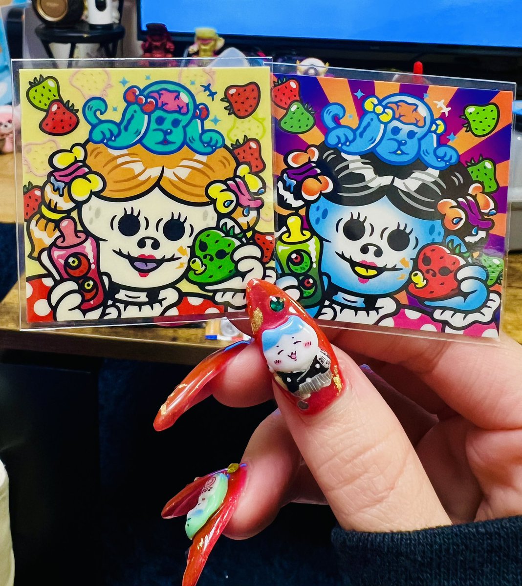 HIROさんからの当選シール届きました！✨◽︎٩( 'ω' )و✨ジャイアント麗子さんの受注シールの中でも一際印象に残るデザインでめちゃめちゃ良い…ッ☺️✨
この度は本当にありがとうございました⭐️ミ大事に名刺シールファイルにＩＮさせていただきます🙇‍♀️