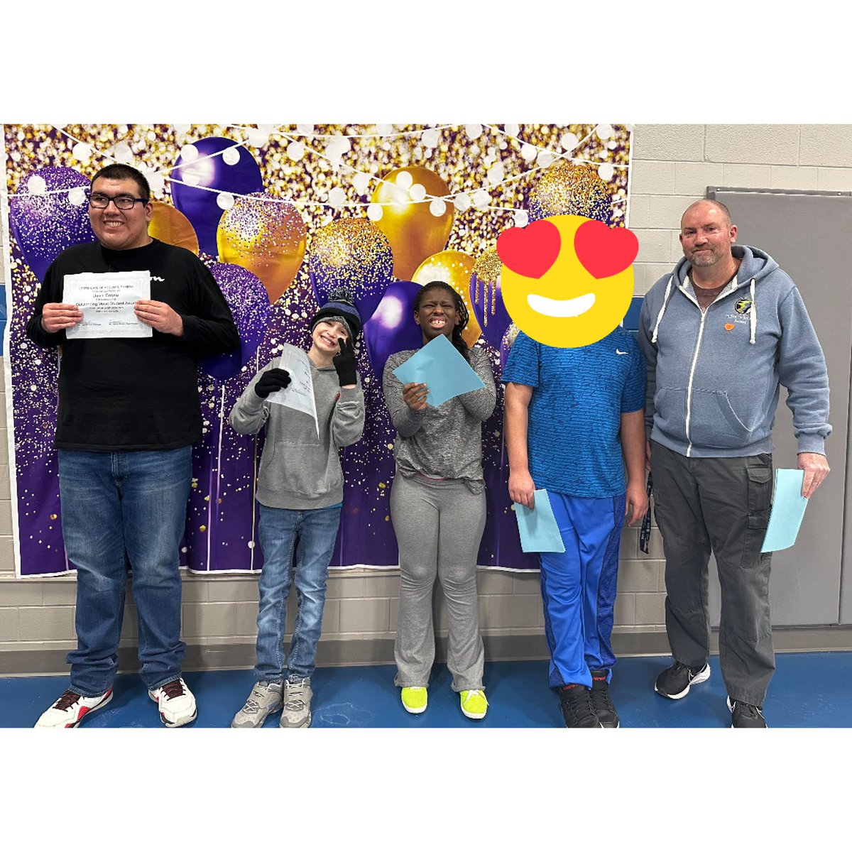 Ms. Kirkham 🤷🏼♀️ (@sanders_sw) on Twitter photo First semester celebrations for middle school and Thrive! <a href="/TarynJRichard/">Taryn Richard</a> <a href="/mr_worden/">Trenton</a> <a href="/MsHouppert/">Jennifer Houppert</a> <a href="/TheOtherMartin1/">Team MARVELoUS</a> <a href="/HoneycuttWayne2/">Adam Honeycutt</a> <a href="/TeachzebraCHC/">Clint Carter</a> First semester celebrations for middle school and Thrive! <a href="/TarynJRichard/">Taryn Richard</a> <a href="/mr_worden/">Trenton</a> <a href="/MsHouppert/">Jennifer Houppert</a> <a href="/TheOtherMartin1/">Team MARVELoUS</a> <a href="/HoneycuttWayne2/">Adam Honeycutt</a> <a href="/TeachzebraCHC/">Clint Carter</a>