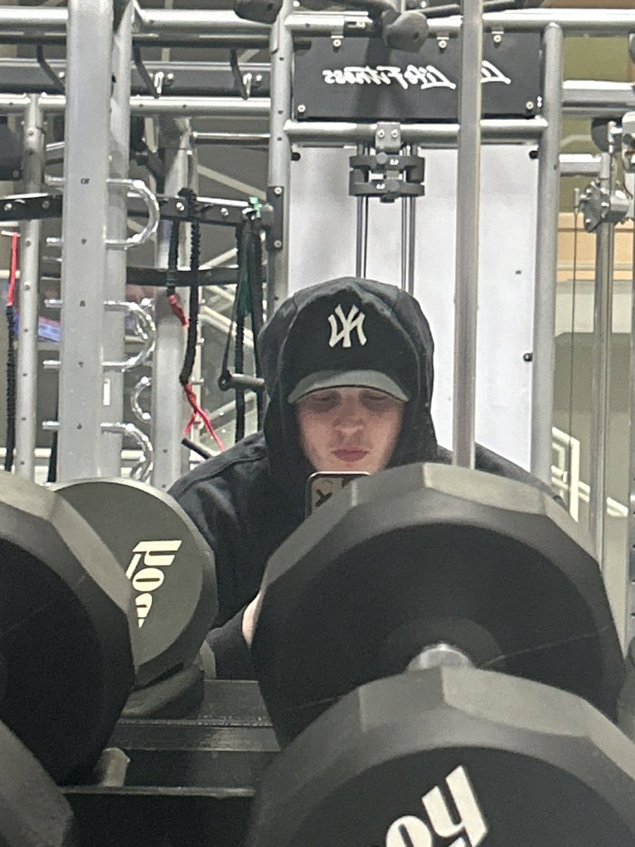 Time to get rid of the dad weight.💯