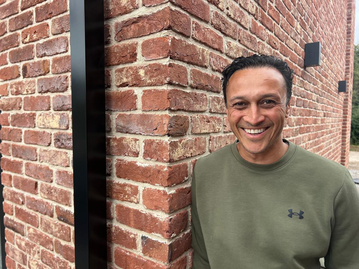 Chris Bisson tweet media