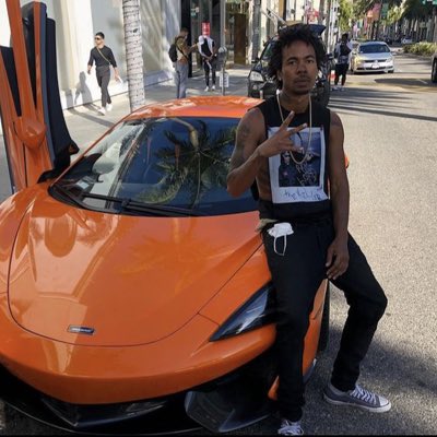 PaperFilms's tweet image. #NewProfilePic