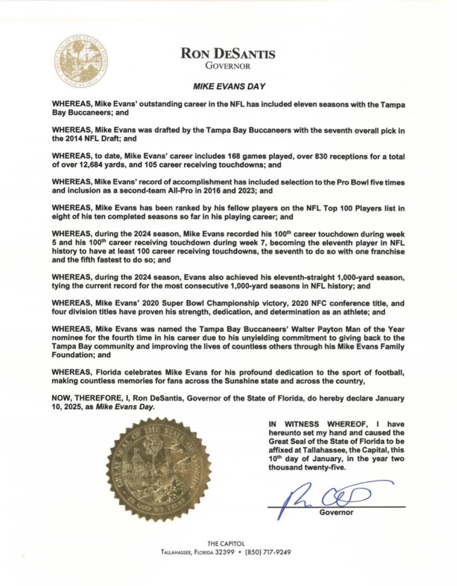 🚨JUST IN: Florida Governor Ron DeSantis just declared January 10th Mike Evans Day throughout the entire state of Florida.

Mike has spent his whole career playing in Florida and has done more for the community than anyone else.

This is awesome ❤️