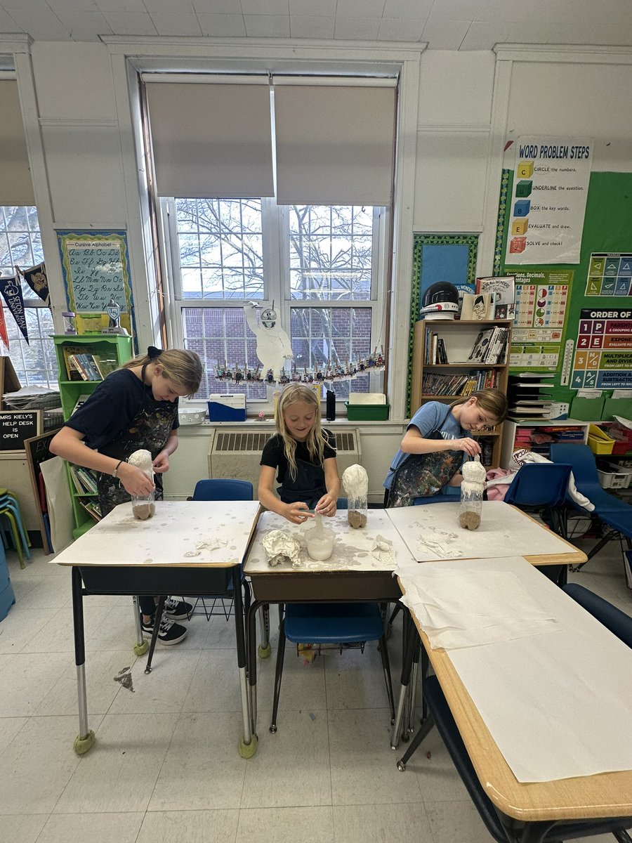 Erica Lencsak tweet media