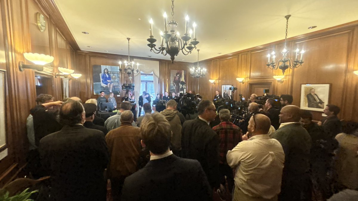 Mayor Lurie announces a new fire chief, in an event defined almost entirely by the catastrophe in Los Angeles, as well as this morning‘s 3.7 reminder of the stakes in San Francisco. A decidedly serious and sober tone this morning at city hall.