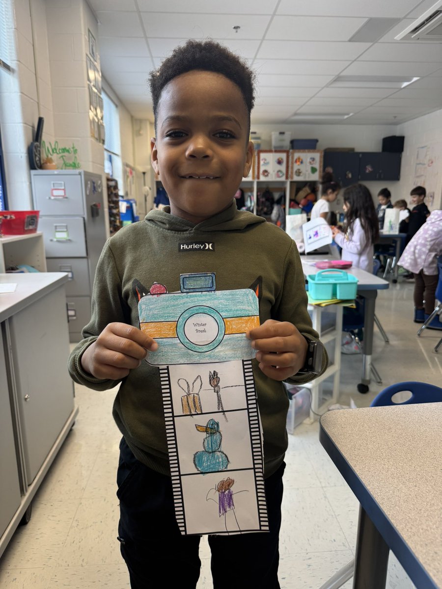 Miss Kerr tweet media