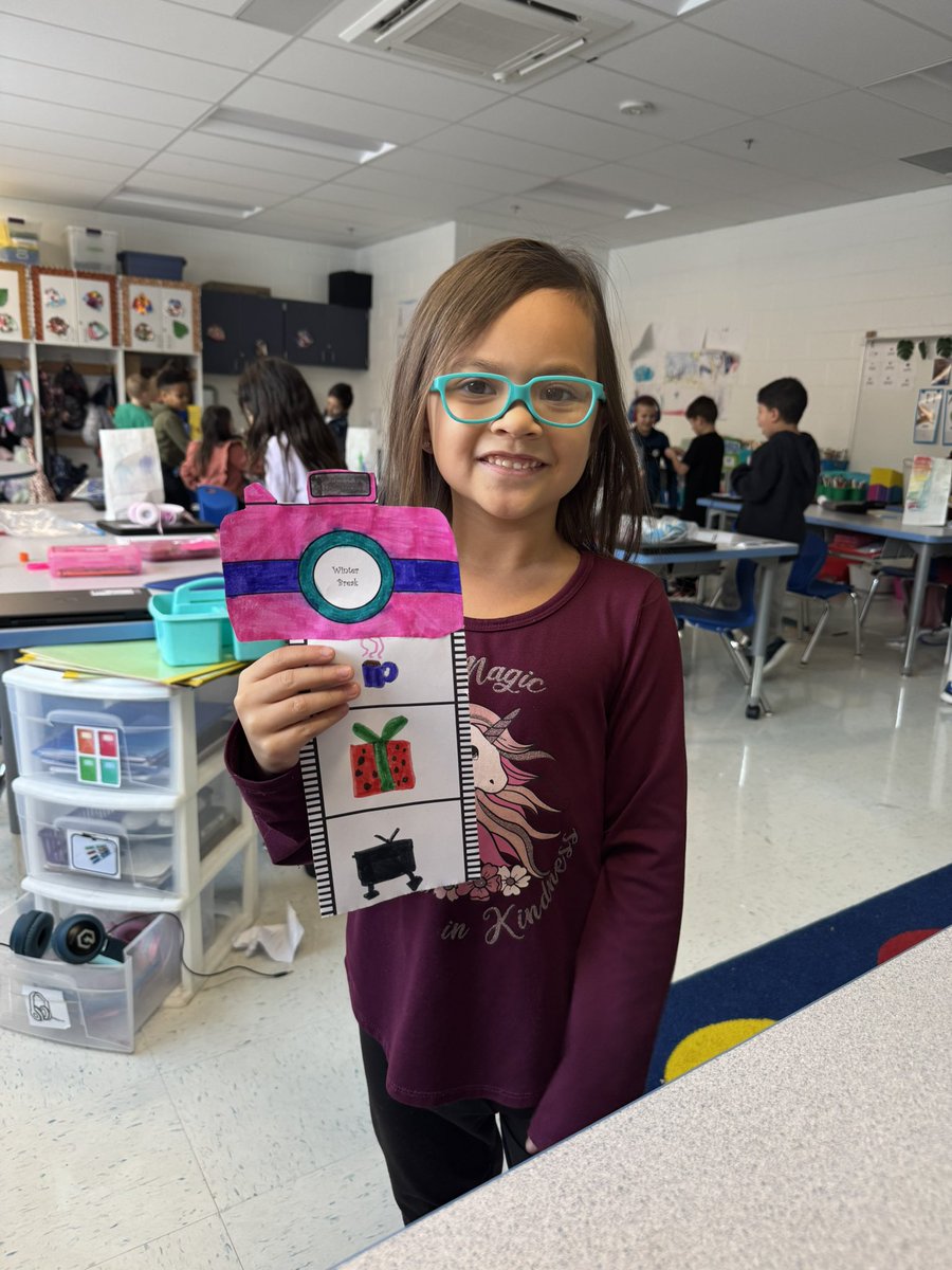 Miss Kerr tweet media