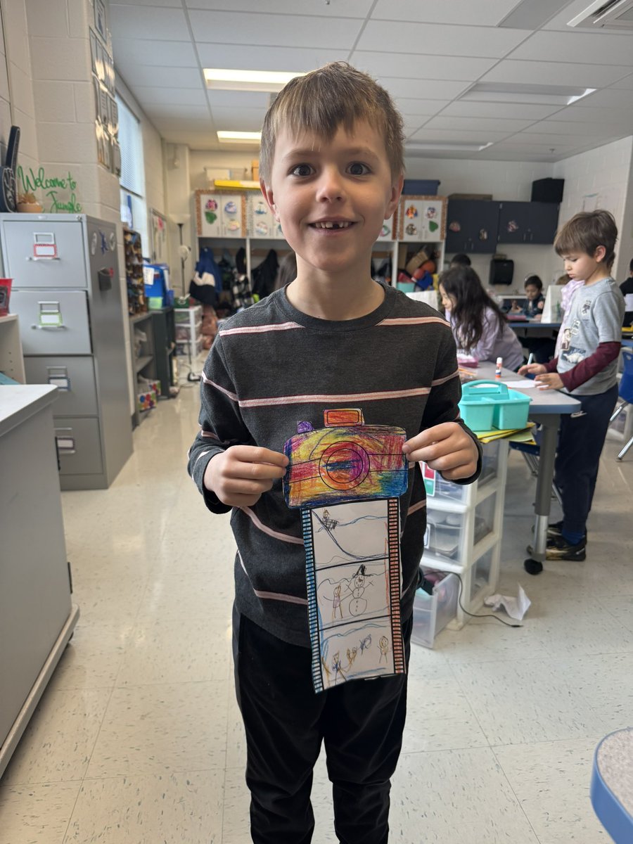 Miss Kerr tweet media